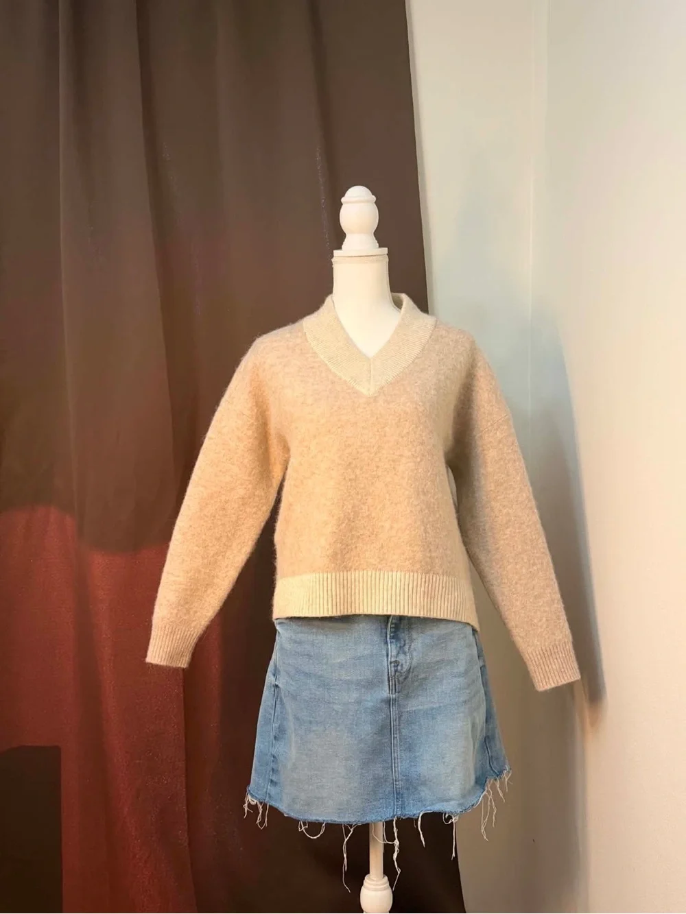 lululemon athletica Beige V-Neck Sweater